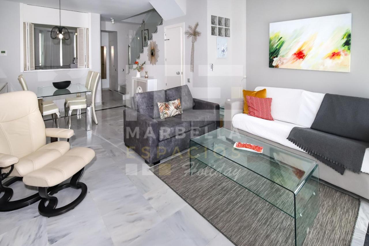 House 133 Second Line Apartemen