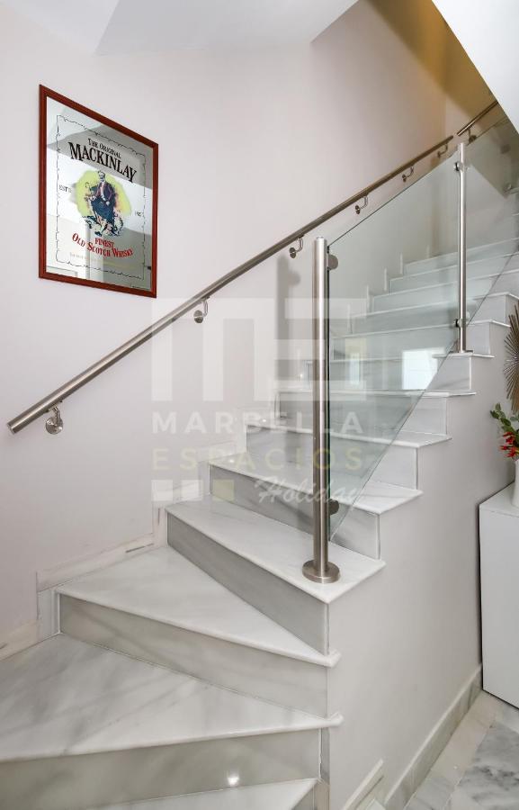 House 133 Second Line Apartemen