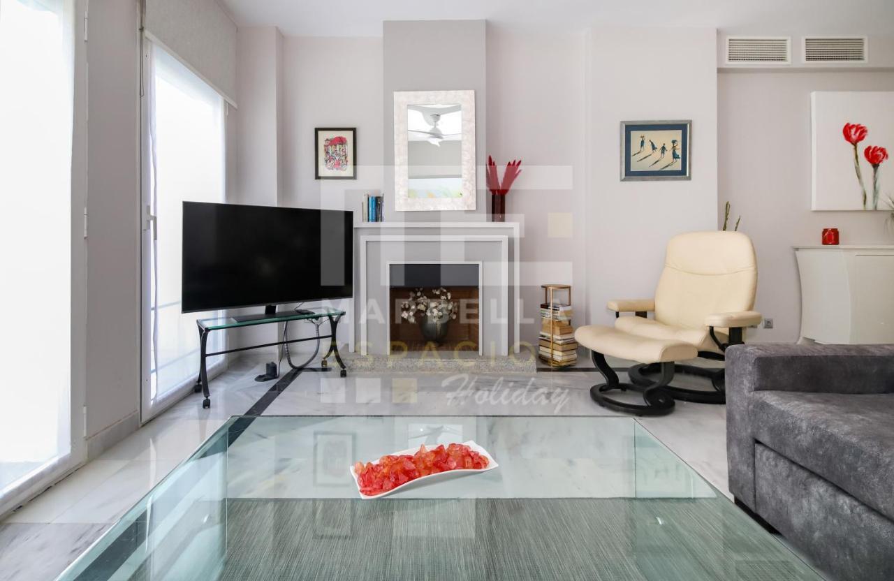 House 133 Second Line Apartemen